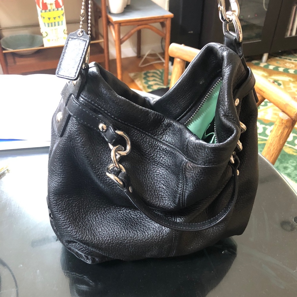 Coach purse. Only used 4 times.